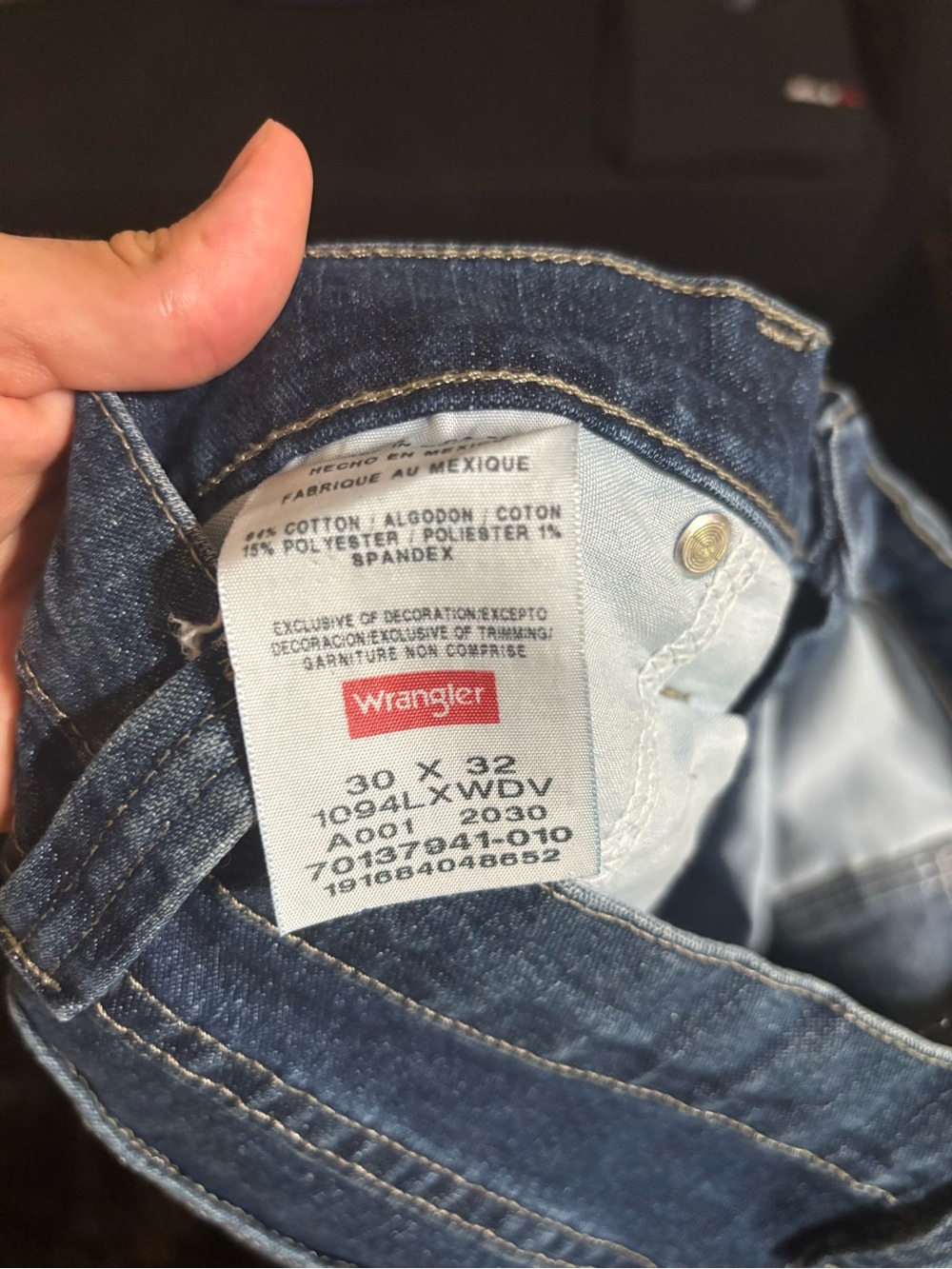 Wrangler Baggy Vintage Carpenter Jeans
Dark Washed - Picture 6 of 6
